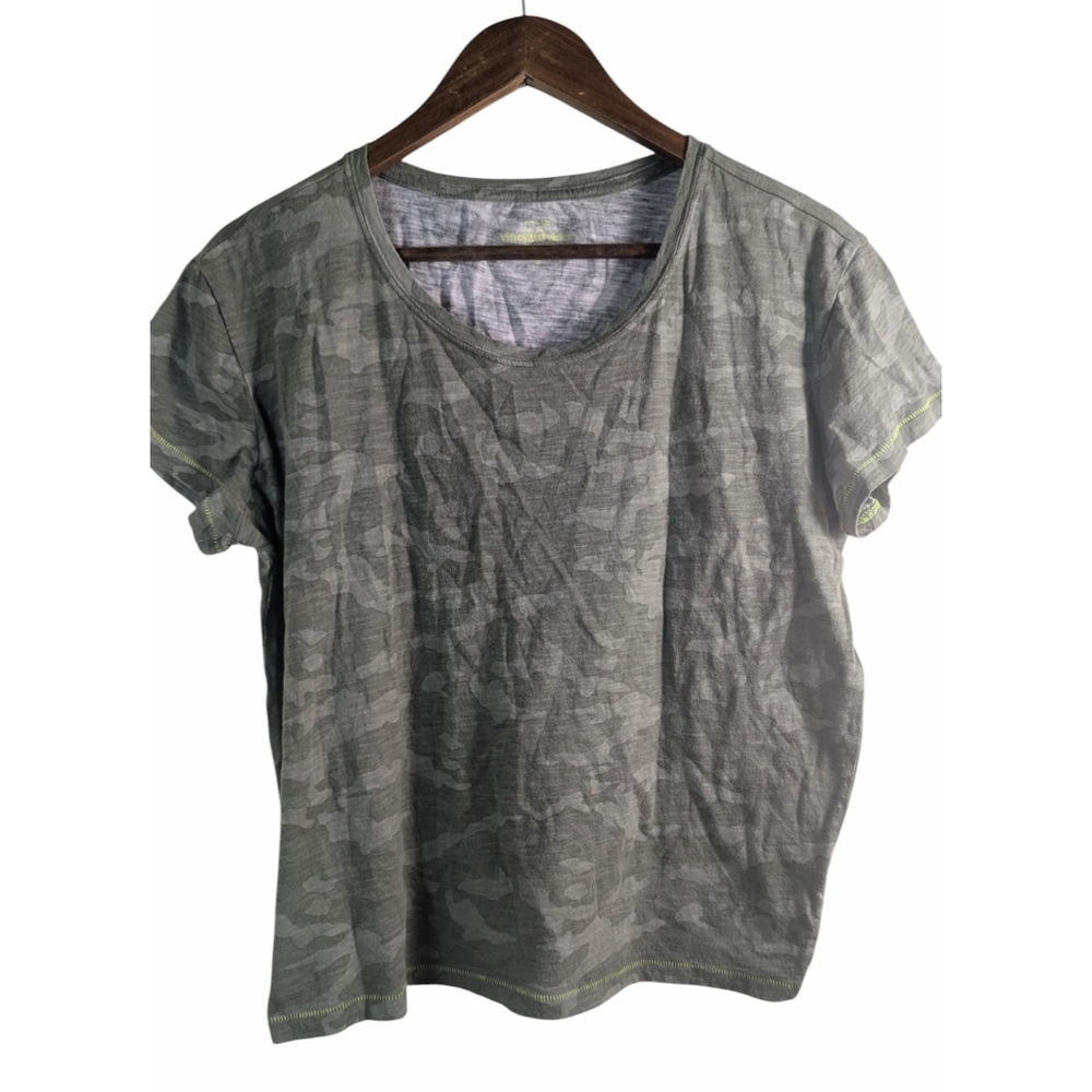 Vineyard Vines Camouflage Green Cotton Surf Tee Shirt